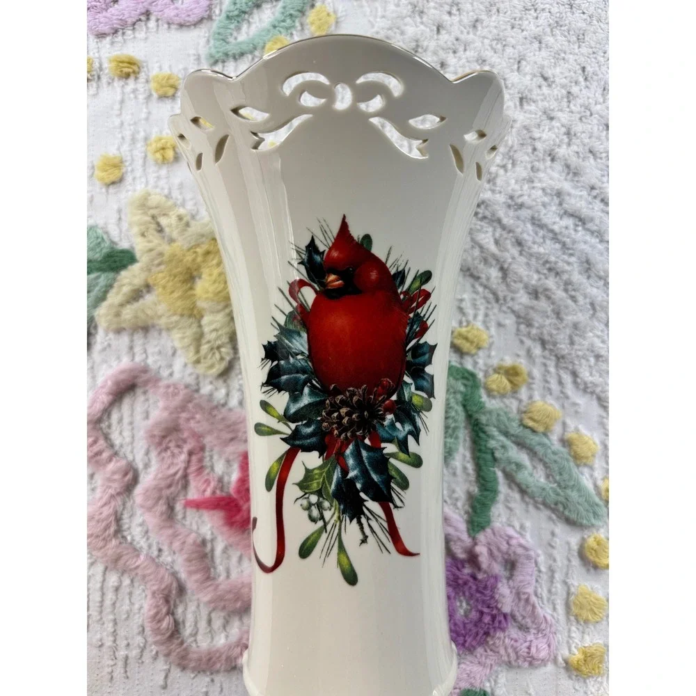 Lenox Winter Greetings Pierced Medium Vase Cardinal Holly Gold Trim 8 Inch